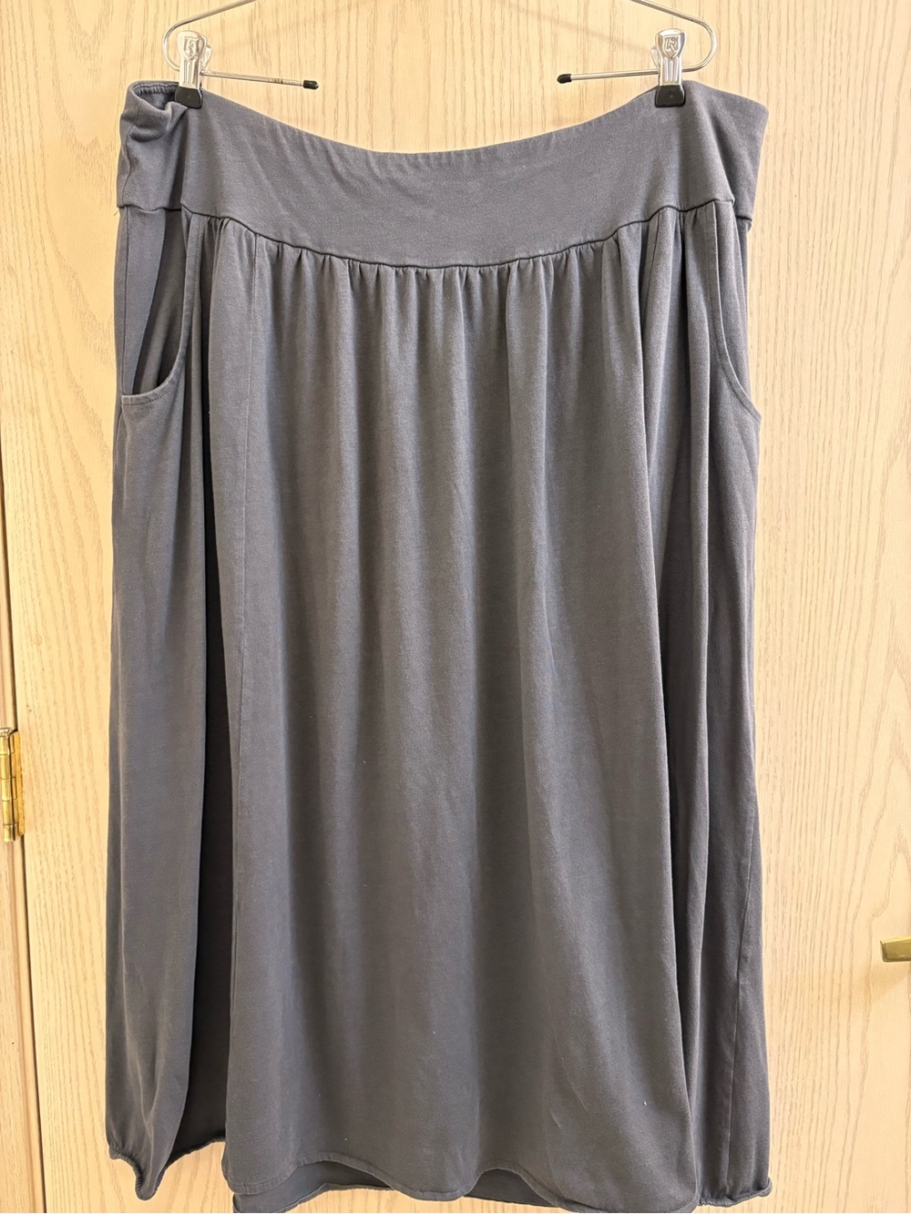 J. Jill Charcoal Gray Gathered Skirt with Pockets